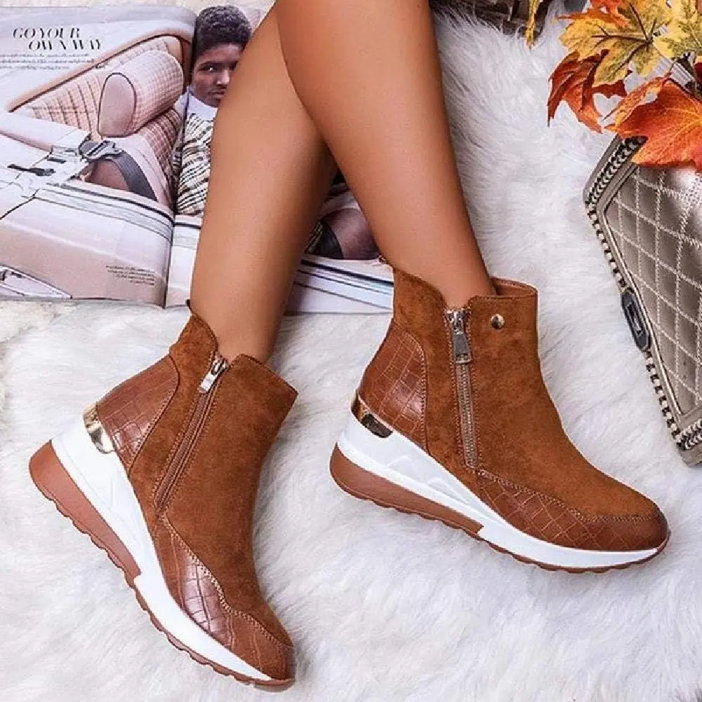 Stylish Wedge Heel Winter Boots for Women - Cushioned Comfort - Image 3